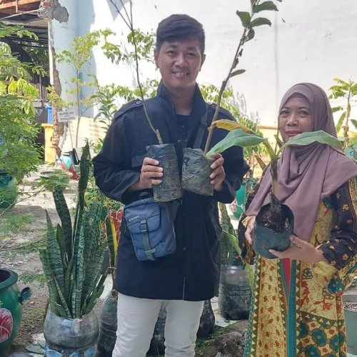 PostPhoto