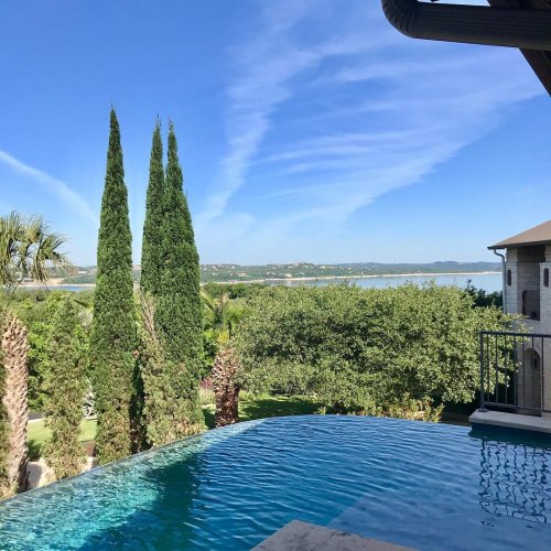 Photo post from kerisellsaustin.