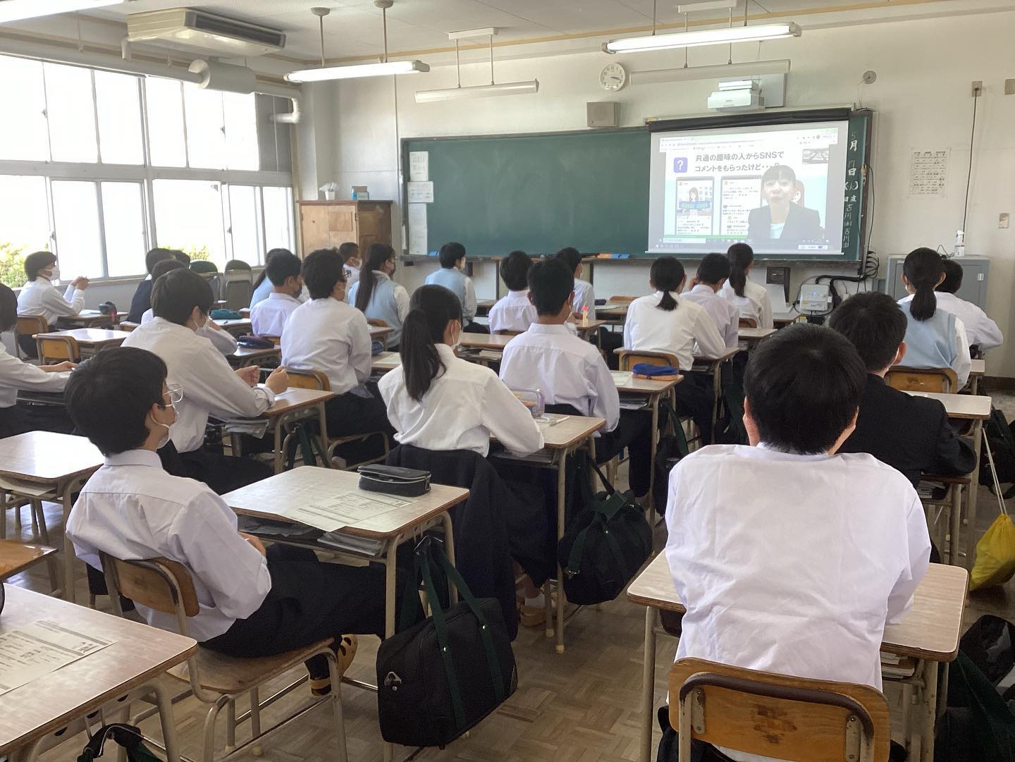 Carousel post from itoshima_hs.
