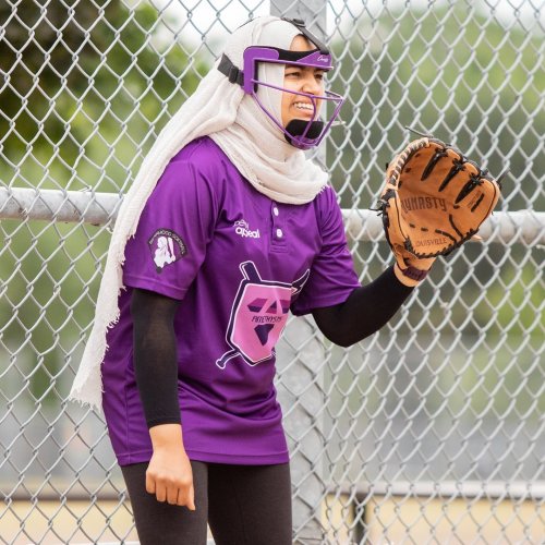 Photo post from sisterhoodsoftball.