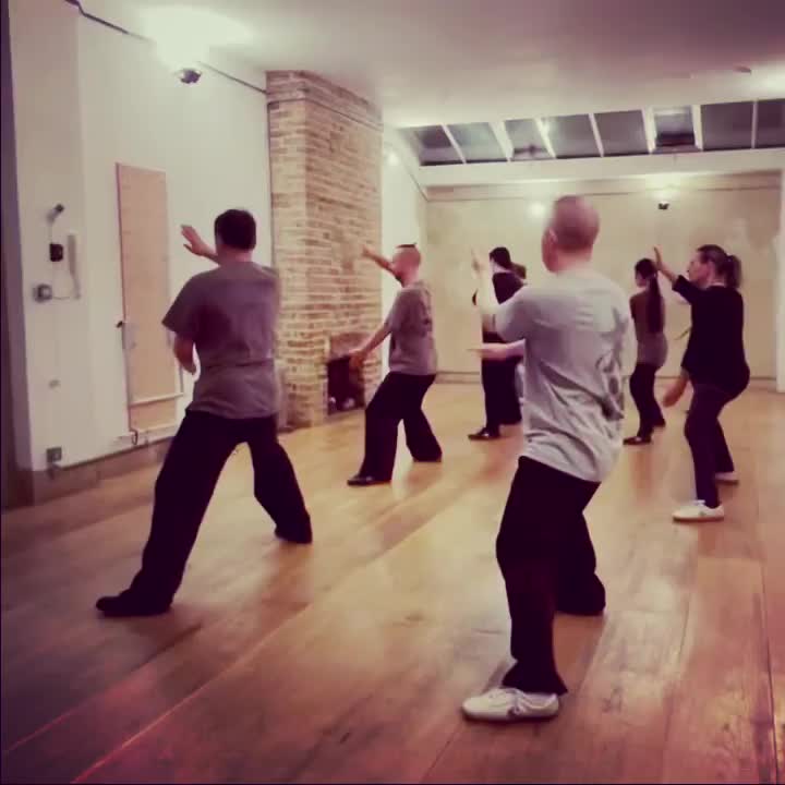 Video post from azischooloftaiji.