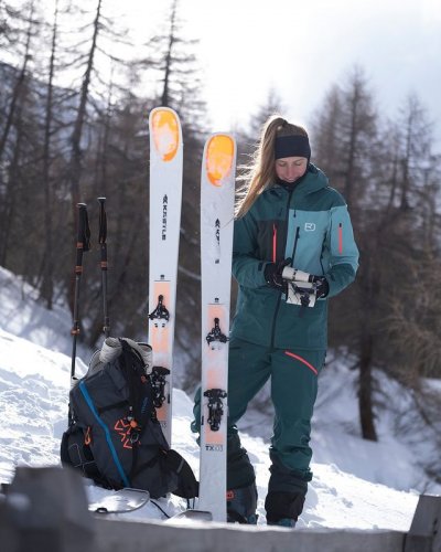 Photo post from kaestleski.