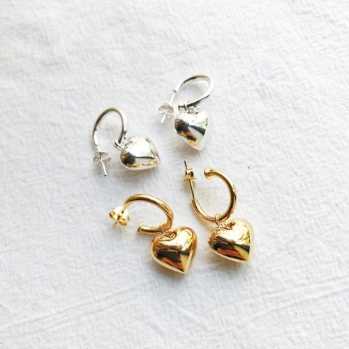 Carousel post from blingtw.