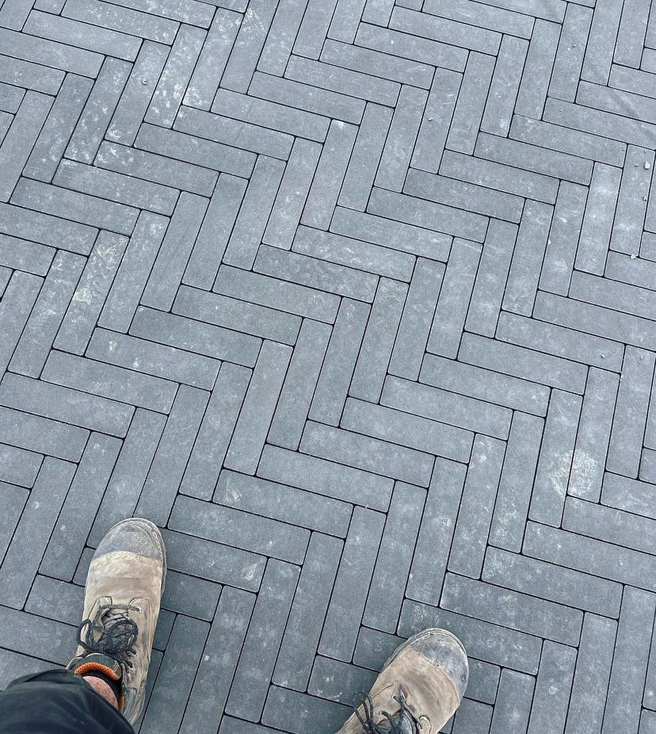 Photo post from techobloc.