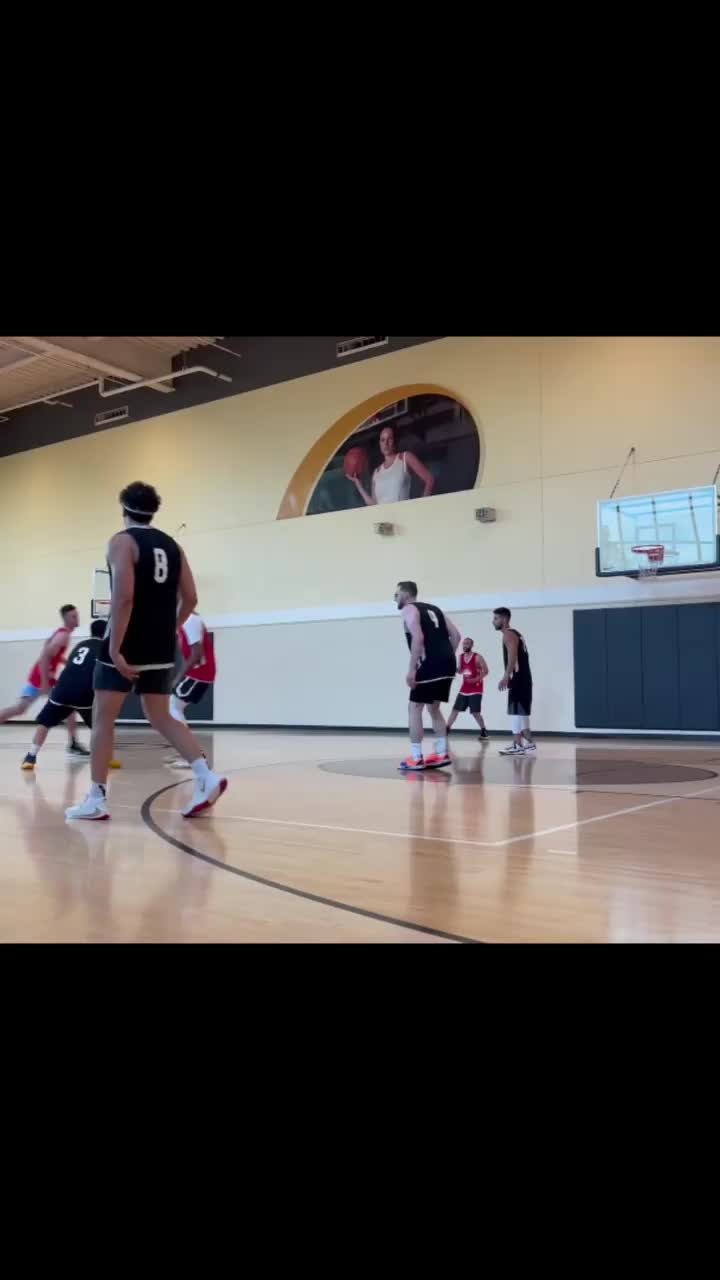 Video post from ham.karvey.