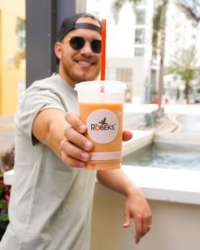 Photo post from robeks.