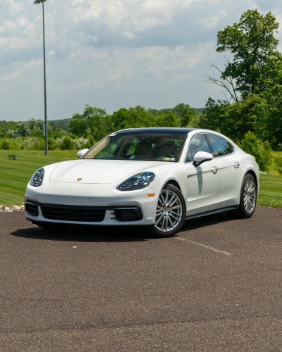 Carousel post from porschewarrington.
