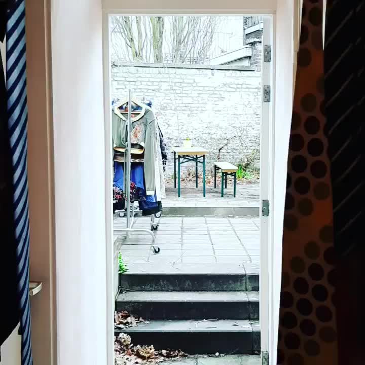 Video post from dotnsquare_vintage.