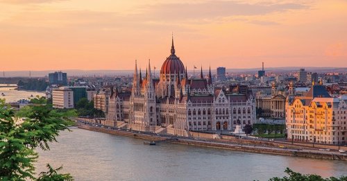 Carousel post from taucktravel.