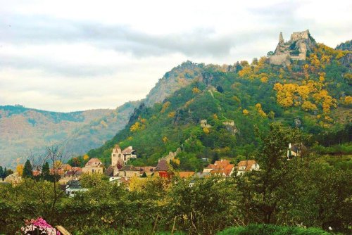 Photo post from taucktravel.