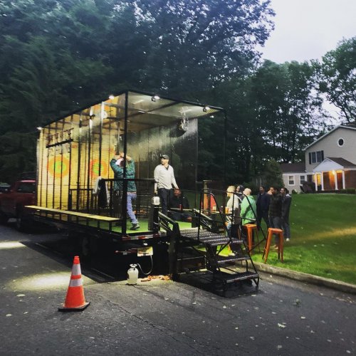 Carousel post from downthehatchet.