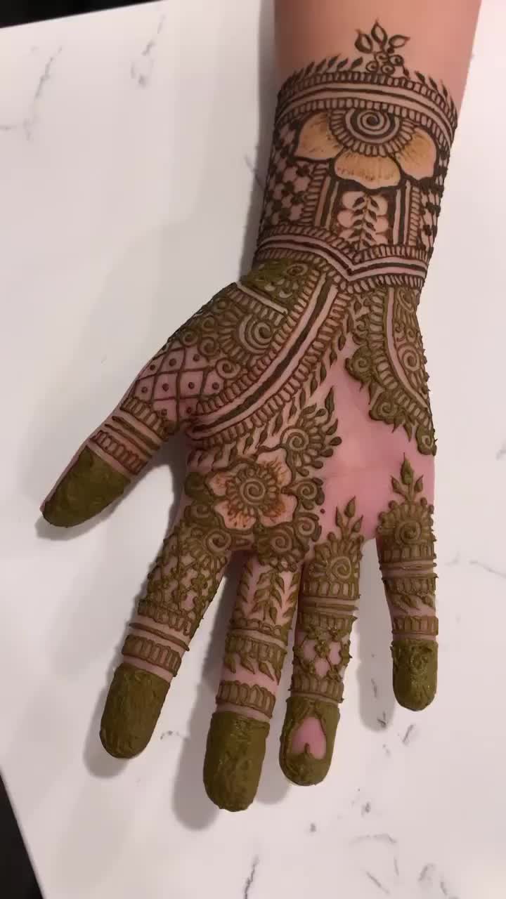TAGS of: mehndi service in toronto, Scarborough, destination wedding, henna  artist, henna tattoo, … | Bridal henna designs, Wedding henna tattoo, Full  body henna