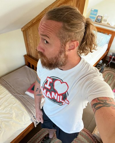 Carousel post from trekdirtyto.me.