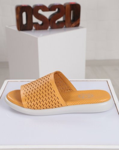Carousel post from ossoshoes.