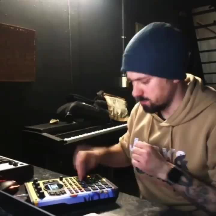 Video post from owae.ga.