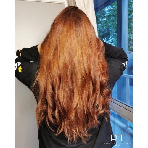 Carousel post from trindadehairstylist.