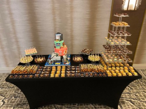 Photo post from marquettescakestudio.