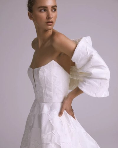 Photo post from jolibride.