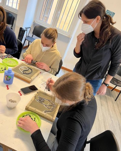 Carousel post from aur_arts.