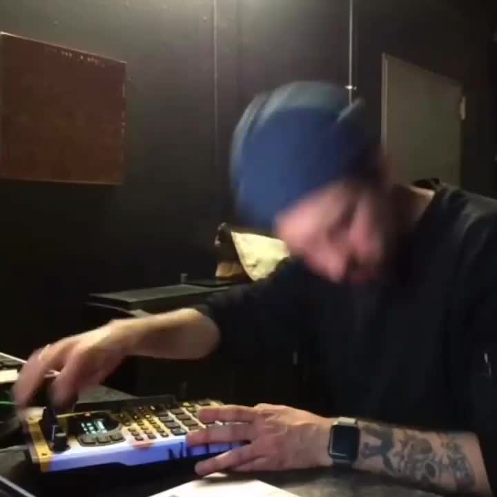 Video post from owae.ga.