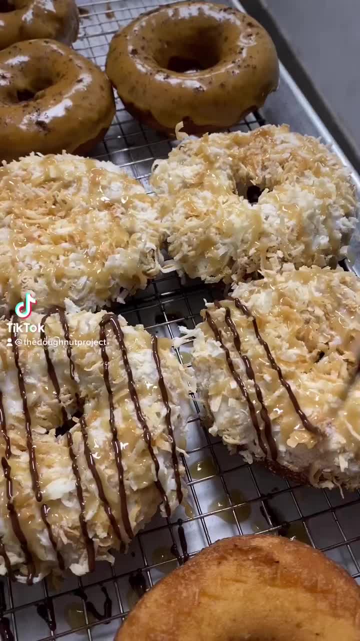 Video post from thedoughnutproject.