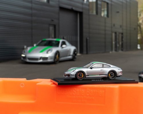 Carousel post from porschewarrington.