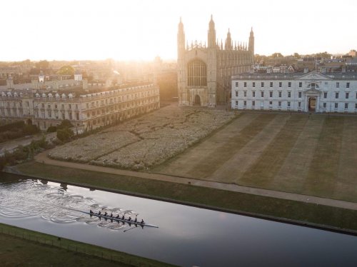 Carousel post from queensboatclub.