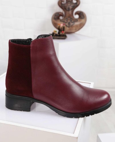 Carousel post from ossoshoes.