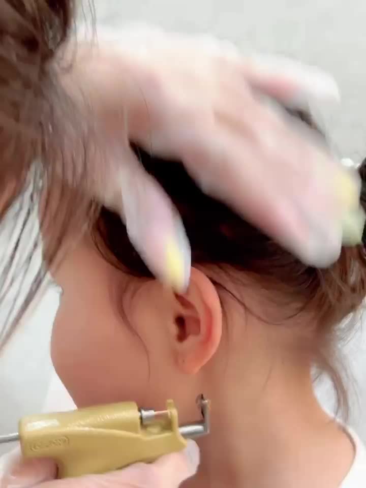Video post from desaronsalon.