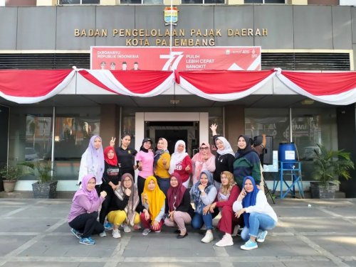 PostPhoto