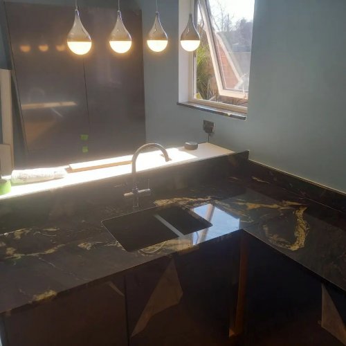 Carousel post from ellocoworktops.