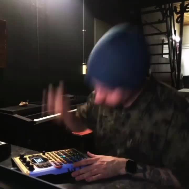 Video post from owae.ga.