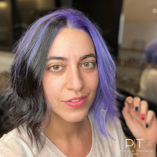 Carousel post from trindadehairstylist.