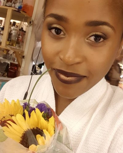 Carousel post from pearlkhwezi.