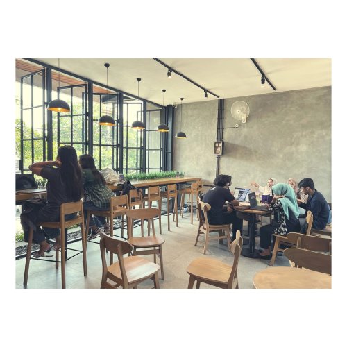 PostPhoto