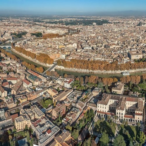 Carousel post from aurrome.