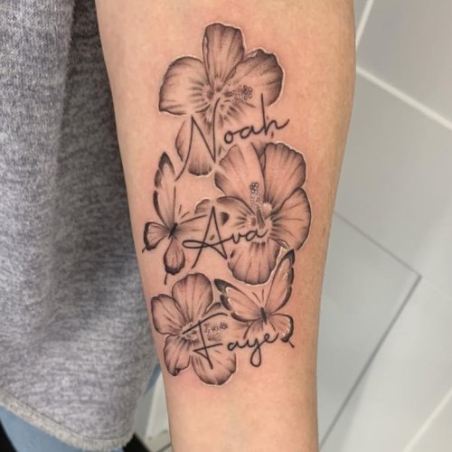 Photo post from lovetattoossandhurst.
