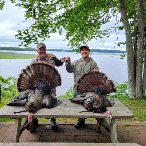 Carousel post from reddogguideservice.