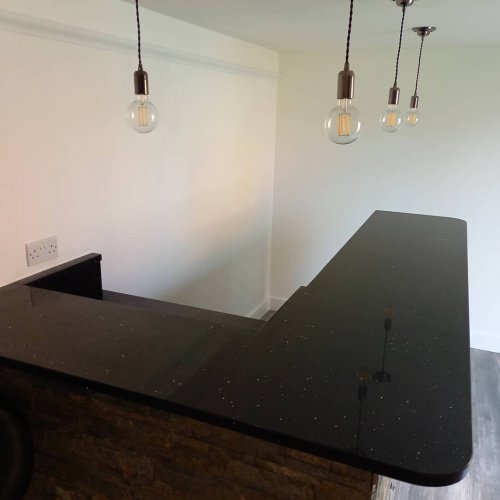 Carousel post from ellocoworktops.