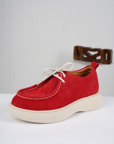 Carousel post from ossoshoes.