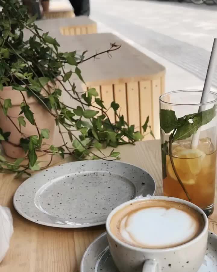 Video post from uno_fika_butik.