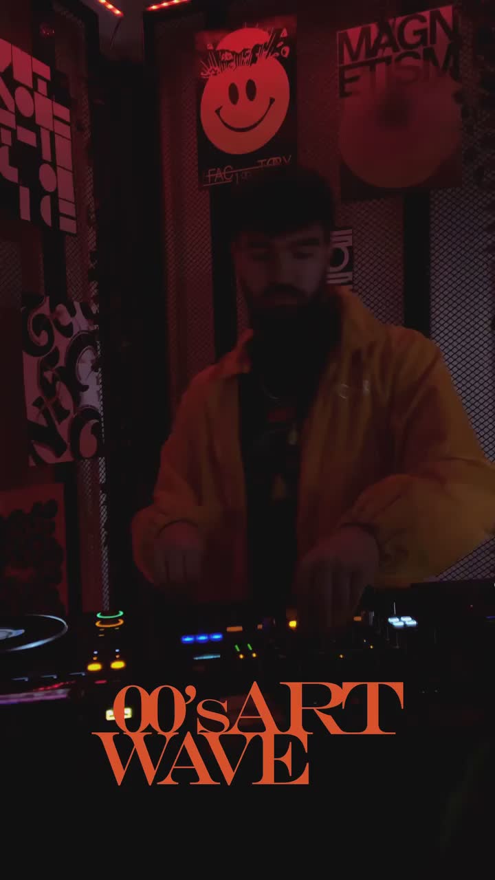 Video post from 00s.art.wave.
