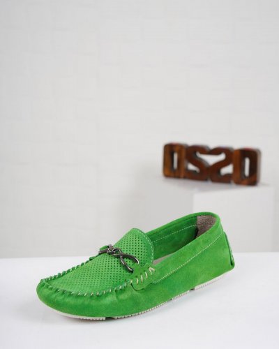Carousel post from ossoshoes.