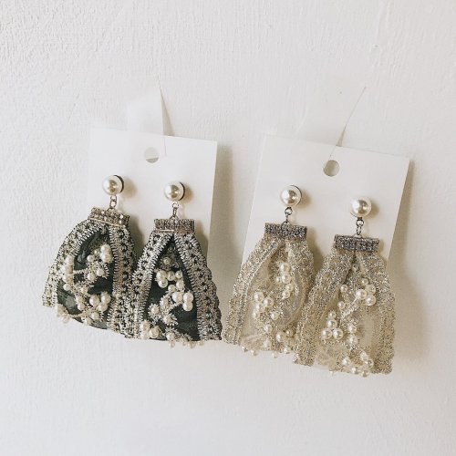 Carousel post from blingtw.