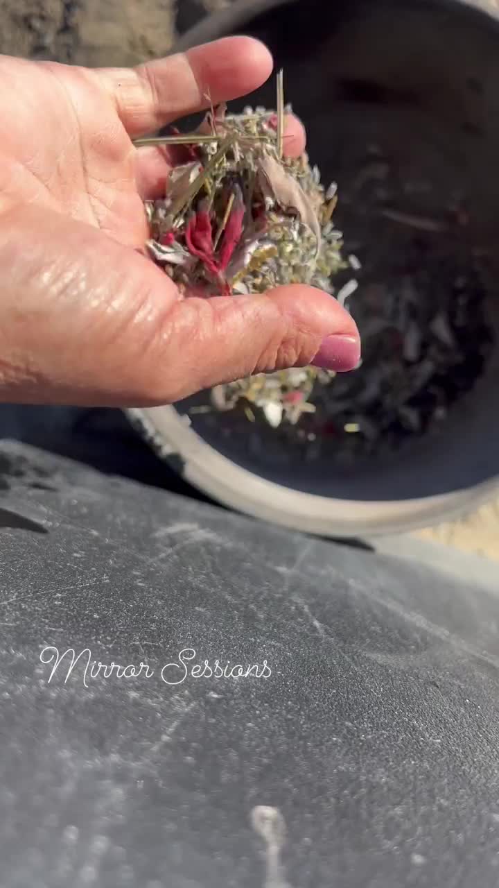 Video post from __amber_lydic__.