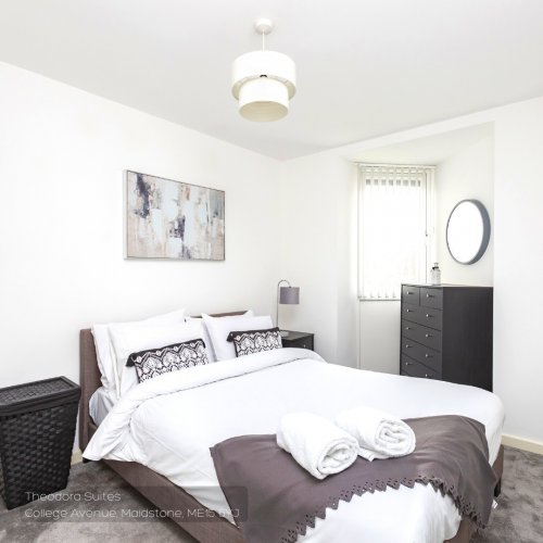 Photo post from kasarstays.