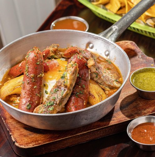 Carousel post from morogrill.