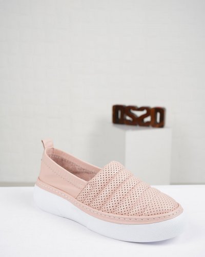 Carousel post from ossoshoes.