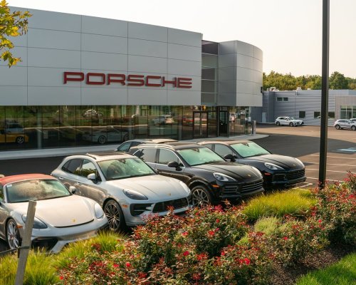 Carousel post from porschewarrington.