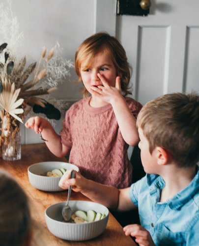 Carousel post from comvita_nz.